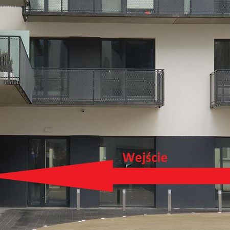 Apartament Male Garbary Познан Екстериор снимка