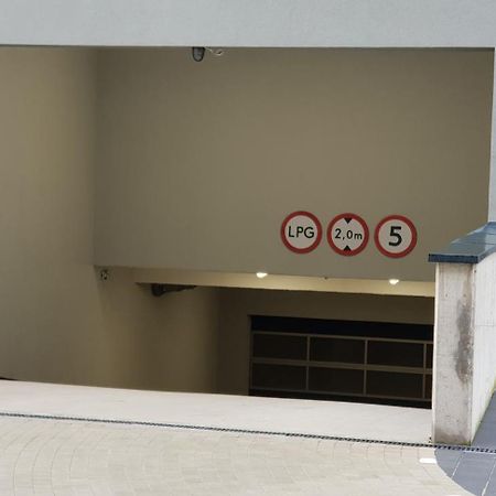 Apartament Male Garbary Познан Екстериор снимка