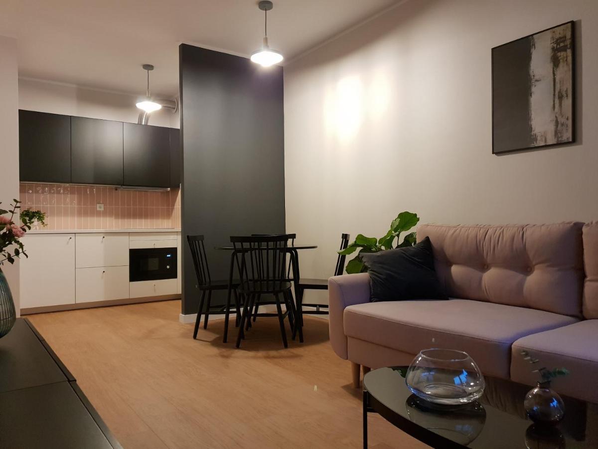 Apartament Male Garbary Познан Екстериор снимка