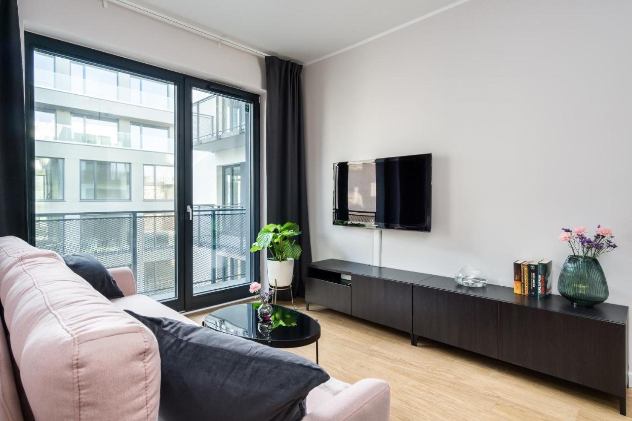 Apartament Male Garbary Познан Екстериор снимка